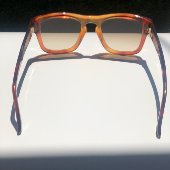 Gucci sunglasses - Picture 5 of 7